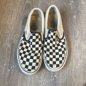 Women’s vans slip ons